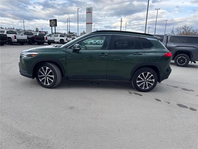 2024 Toyota Corolla Cross XLE (Stk: T107546A) in Cranbrook - Image 2 of 22