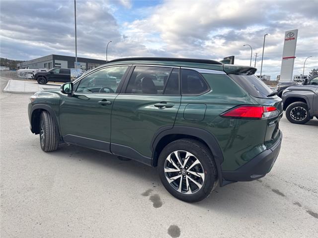 2024 Toyota Corolla Cross XLE (Stk: T107546A) in Cranbrook - Image 3 of 22