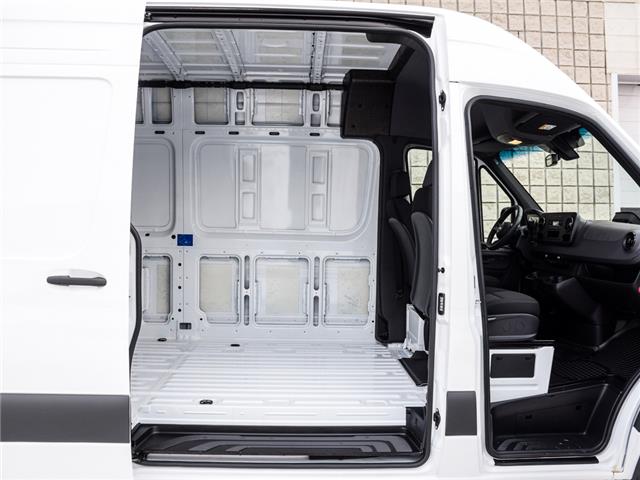 2025 Mercedes-Benz Sprinter 2500  (Stk: SE0312) in Aurora - Image 11 of 24