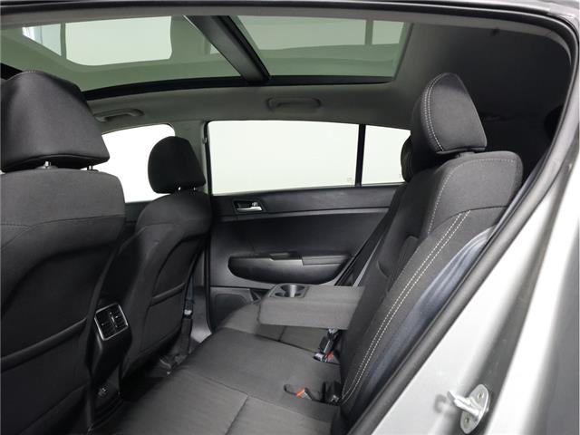 2020 Kia Sportage EX (Stk: A20750) in Calgary - Image 11 of 22