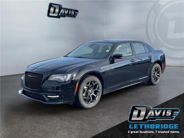 2023 Chrysler 300 Touring-L (Stk: 41174) in Lethbridge - Image 1 of 26