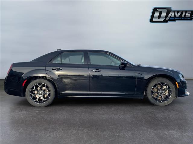 2023 Chrysler 300 Touring-L (Stk: 41174) in Lethbridge - Image 7 of 26