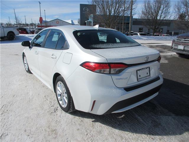 2020 Toyota Corolla XLE (Stk: U8524) in Peterborough - Image 3 of 28 2020 Toyota Corolla XLE (Stk: U8524) in Peterborough - Image 3 of 28