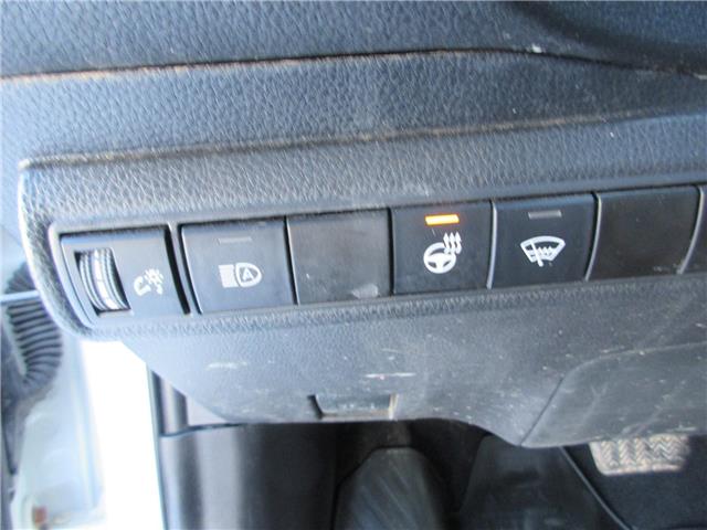 2020 Toyota Corolla XLE (Stk: U8524) in Peterborough - Image 14 of 28 2020 Toyota Corolla XLE (Stk: U8524) in Peterborough - Image 14 of 28