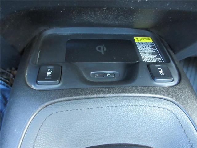 2020 Toyota Corolla XLE (Stk: U8524) in Peterborough - Image 20 of 28 2020 Toyota Corolla XLE (Stk: U8524) in Peterborough - Image 20 of 28