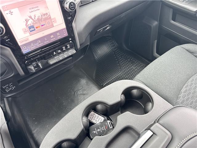 2026 RAM 2500 Big Horn (Stk: 26-070) in Hanover - Image 16 of 19