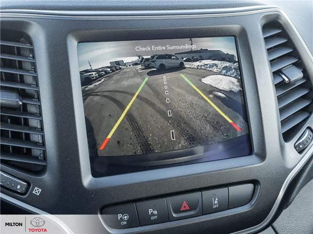 2020 Jeep Cherokee Trailhawk (Stk: 656720) in Milton - Image 13 of 27