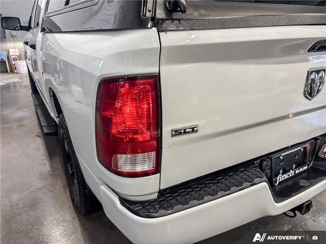 2023 RAM 1500 Classic SLT (Stk: 165043) in London - Image 11 of 26