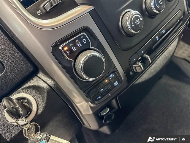 2023 RAM 1500 Classic SLT (Stk: 165043) in London - Image 18 of 26