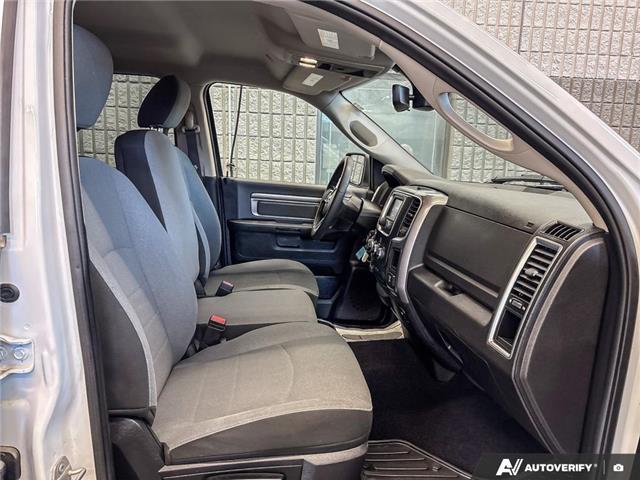 2023 RAM 1500 Classic SLT (Stk: 165043) in London - Image 22 of 26