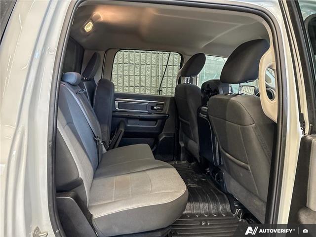 2023 RAM 1500 Classic SLT (Stk: 165043) in London - Image 23 of 26