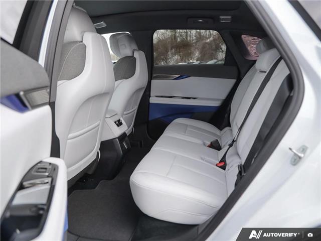 2026 Cadillac OPTIQ Sport (Stk: 173862) in London - Image 24 of 27