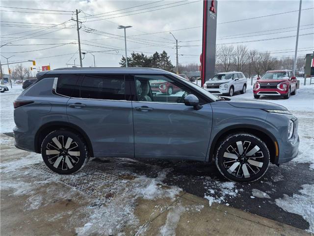2026 Mitsubishi Outlander GT (Stk: M858) in Cornwall - Image 3 of 10