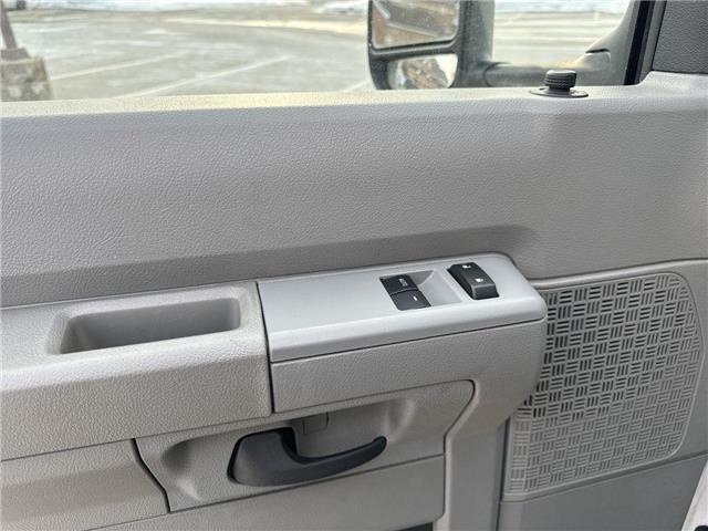 2021 Ford E-450 Cutaway Base (Stk: ATNP3325) in Vaughan - Image 13 of 29 2021 Ford E-450 Cutaway Base (Stk: ATNP3325) in Vaughan - Image 13 of 29