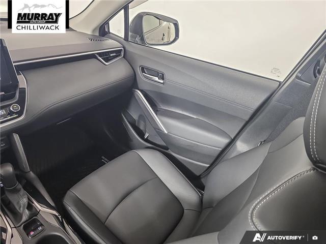 2024 Toyota Corolla Cross XLE (Stk: 25M294A) in Chilliwack - Image 28 of 36