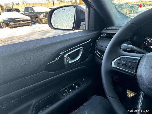 2026 Jeep Compass North (Stk: 164940) in London - Image 15 of 17