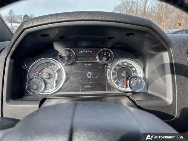 2022 RAM 1500 Classic SLT (Stk: 165011) in London - Image 15 of 26