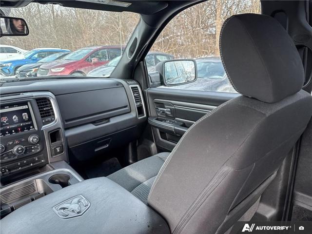 2022 RAM 1500 Classic SLT (Stk: 165011) in London - Image 25 of 26