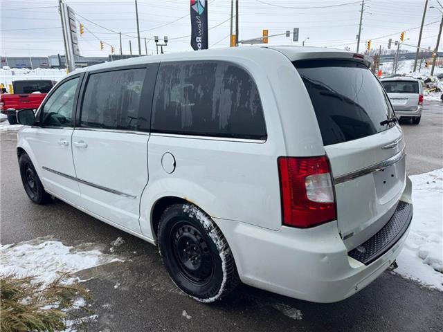 2015 Chrysler Town & Country S (Stk: 28325T) in Newmarket - Image 4 of 12
