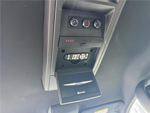 2015 Chrysler Town & Country S (Stk: 28325T) in Newmarket - Image 12 of 12