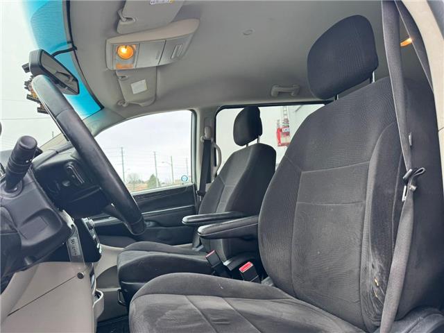 2012 Dodge Grand Caravan SE/SXT (Stk: 28327T) in Newmarket - Image 7 of 9