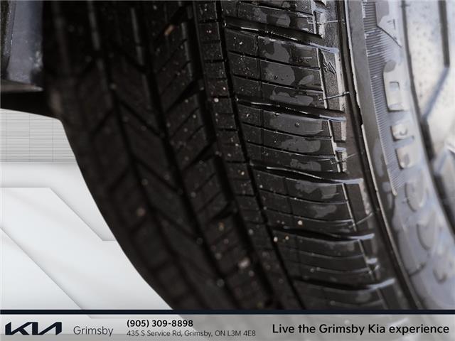 2025 Volkswagen Taos Comfortline Black Edition-super low kms! Pano sunr (Stk: U3224) in Grimsby - Image 8 of 19