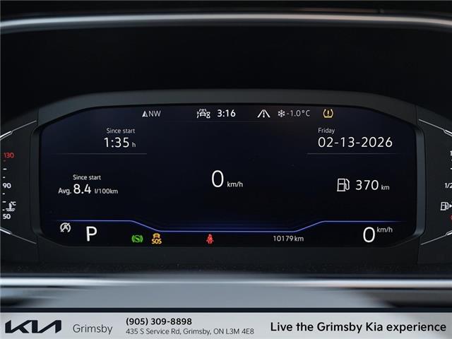 2025 Volkswagen Taos Comfortline Black Edition-super low kms! Pano sunr (Stk: U3224) in Grimsby - Image 17 of 19