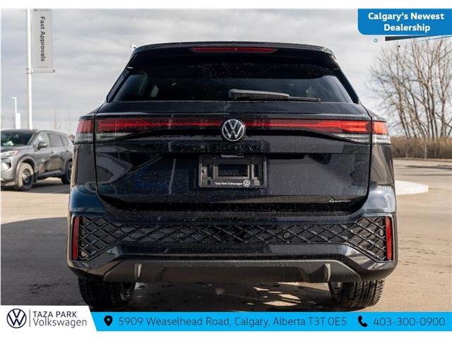 2026 Volkswagen Tiguan Comfortline R-Line Black Edition (Stk: TT-169) in Calgary - Image 6 of 25