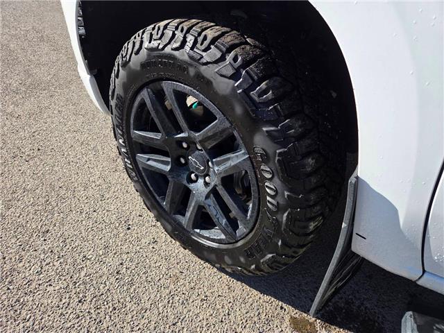 2023 Chevrolet Silverado 1500 RST (Stk: 7084) in Calgary - Image 5 of 9