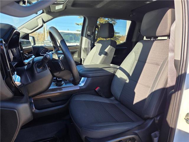 2023 Chevrolet Silverado 1500 RST (Stk: 7084) in Calgary - Image 8 of 9