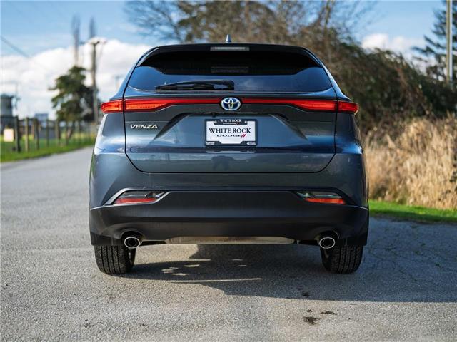 2024 Toyota Venza LE (Stk: 30830) in Surrey - Image 5 of 22