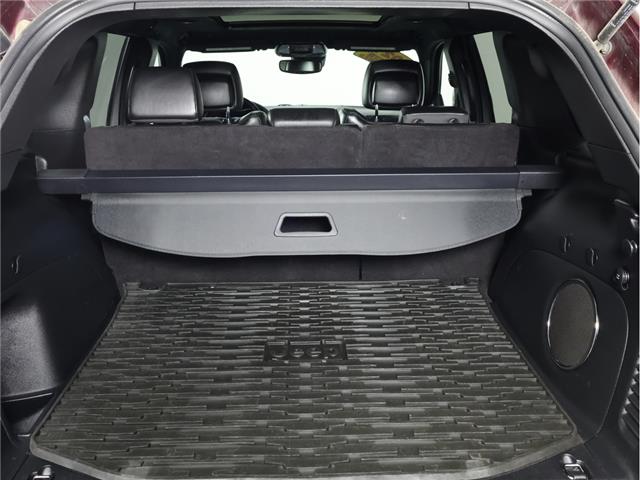 2021 Jeep Grand Cherokee Limited (Stk: 25J255A) in Calgary - Image 11 of 23 2021 Jeep Grand Cherokee Limited (Stk: 25J255A) in Calgary - Image 11 of 23