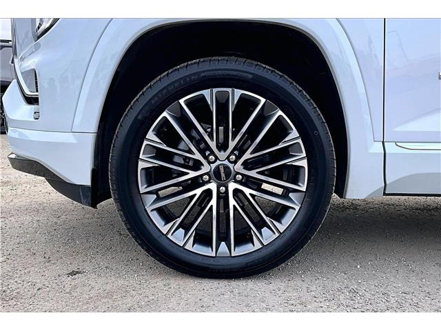 2026 GMC Terrain Denali (Stk: 88845U) in Calgary - Image 8 of 35