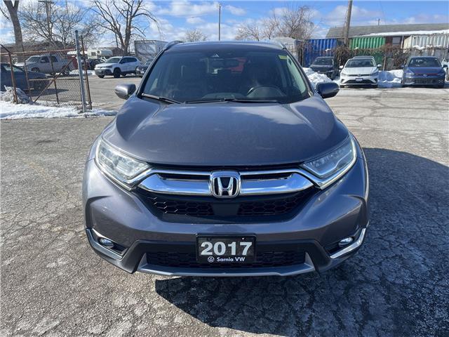 2017 Honda CR-V Touring (Stk: SVW1419) in Sarnia - Image 2 of 19