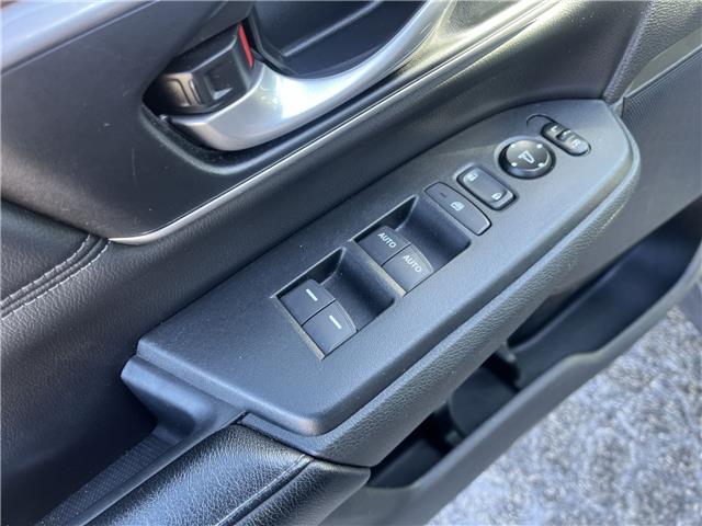 2017 Honda CR-V Touring (Stk: SVW1419) in Sarnia - Image 15 of 19