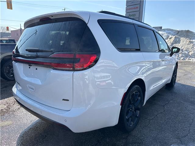 2026 Chrysler Pacifica Select (Stk: 26-059) in Hanover - Image 7 of 25
