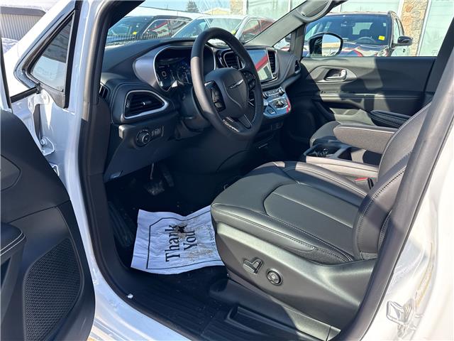2026 Chrysler Pacifica Select (Stk: 26-059) in Hanover - Image 12 of 25