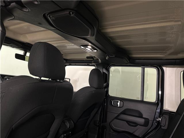 2023 Jeep Wrangler Sahara (Stk: 43522J) in Belleville - Image 8 of 27