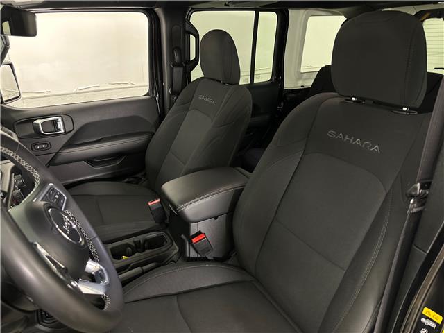 2023 Jeep Wrangler Sahara (Stk: 43522J) in Belleville - Image 12 of 27