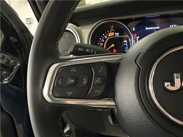 2023 Jeep Wrangler Sahara (Stk: 43522J) in Belleville - Image 24 of 27