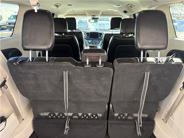 2023 Chrysler Pacifica Touring-L in Sussex - Image 18 of 18