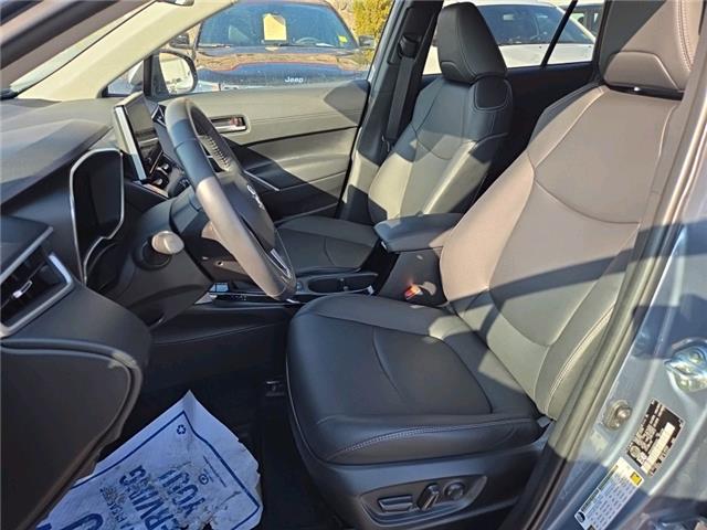 2024 Toyota Corolla Cross XLE (Stk: U3966) in Hanover - Image 6 of 17