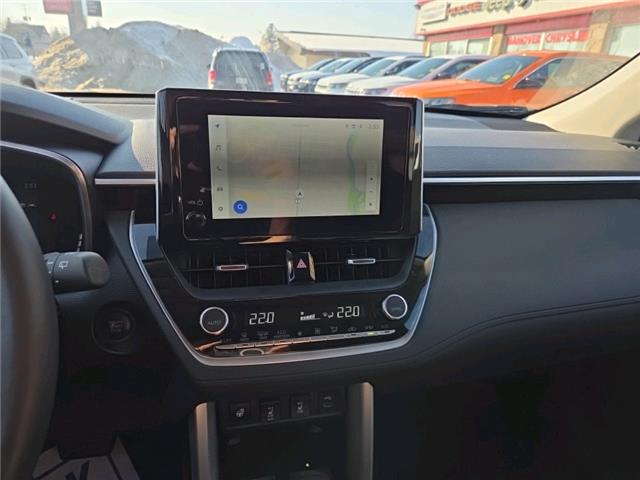 2024 Toyota Corolla Cross XLE (Stk: U3966) in Hanover - Image 12 of 17