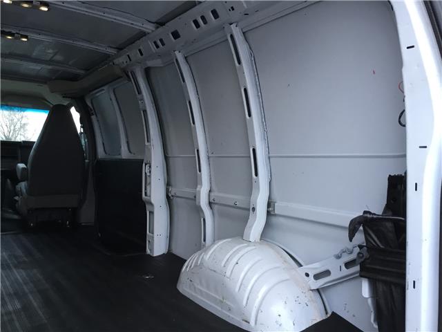 2023 Chevrolet Express 2500 Work Van (Stk: R0111) in Cornwall - Image 19 of 30