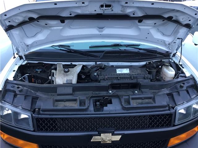 2023 Chevrolet Express 2500 Work Van (Stk: R0111) in Cornwall - Image 15 of 30