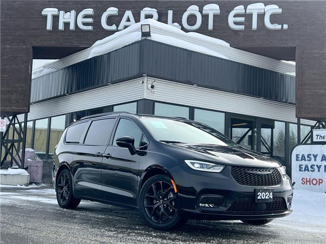 2024 Chrysler Pacifica Touring-L Black with 46,517km at $43,494