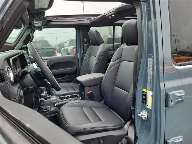 2026 Jeep Wrangler Sahara (Stk: 260202) in Windsor - Image 13 of 25