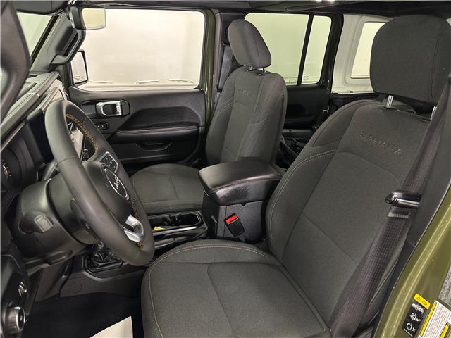 2024 Jeep Wrangler Sahara (Stk: 43497J) in Belleville - Image 9 of 29