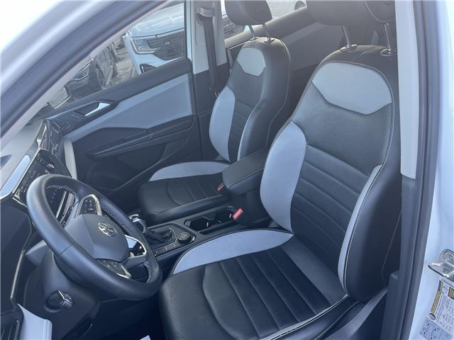 2022 Volkswagen Taos Highline (Stk: VU1649) in Sarnia - Image 9 of 18