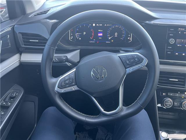 2022 Volkswagen Taos Highline (Stk: VU1649) in Sarnia - Image 12 of 18